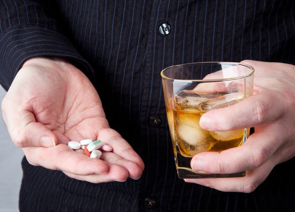 The Truth About Mixing Meds And Alcohol - HealthyWomen