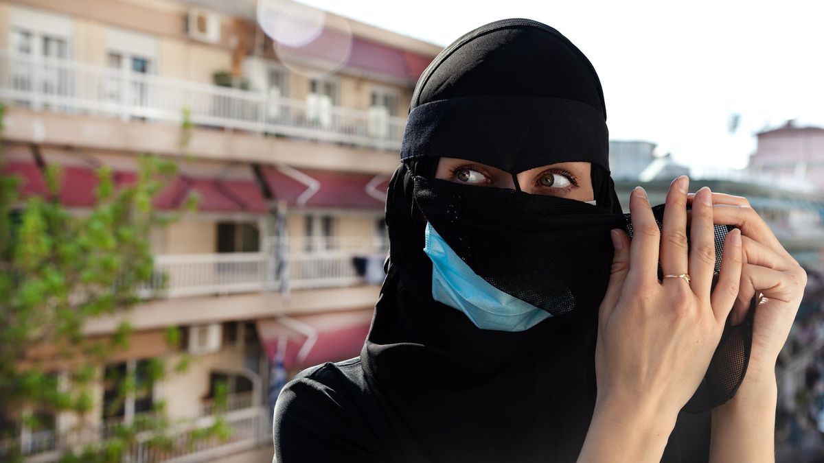 One Year On Muslim Women Reflect On Wearing The Niqab In A Mask