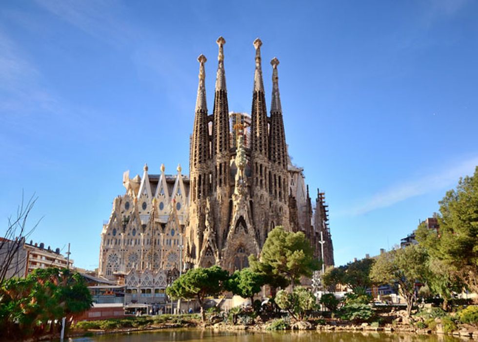 Tres Señoritas Travel to Spain: Beautiful Barcelona - HealthyWomen