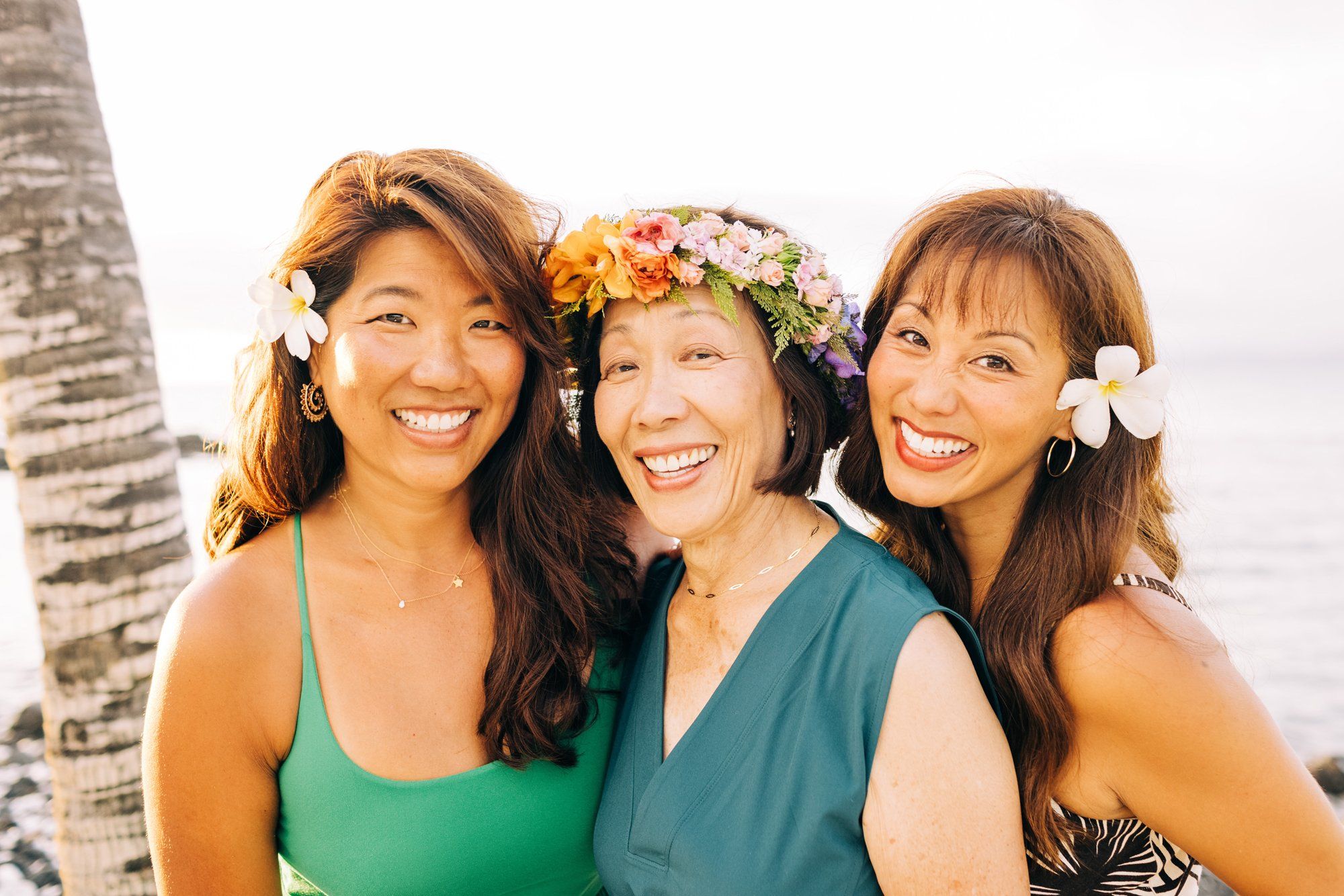 Kelly Miyahara, mom and sister