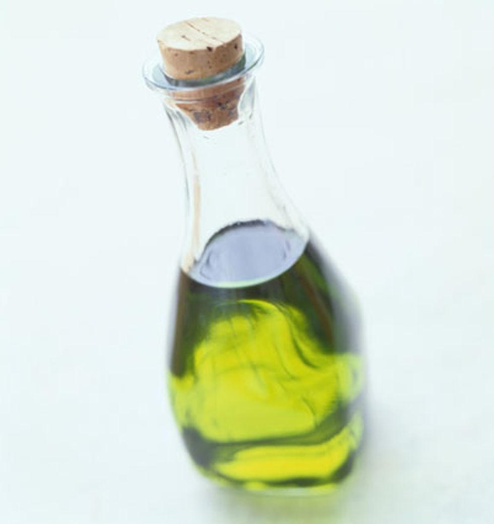 Pregnancy & Parenting: 5 Surprising Uses for Olive Oil - HealthyWomen