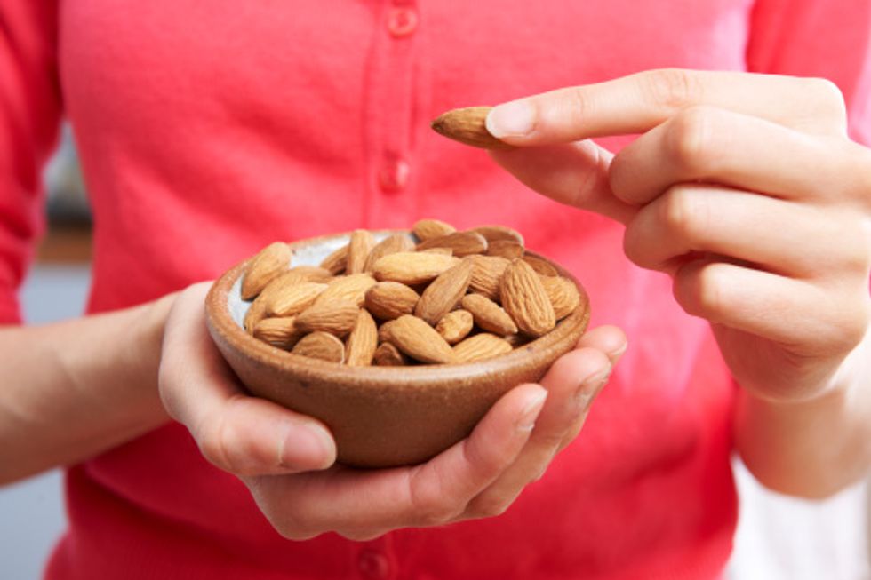 5-ways-eating-nuts-benefits-your-health-healthywomen